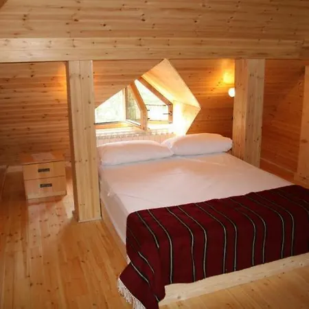 Natyral Razma 4* Razëm