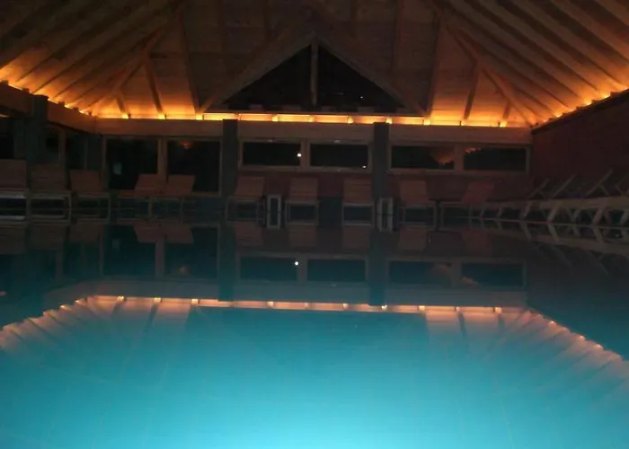 Natyral Razma Hotel