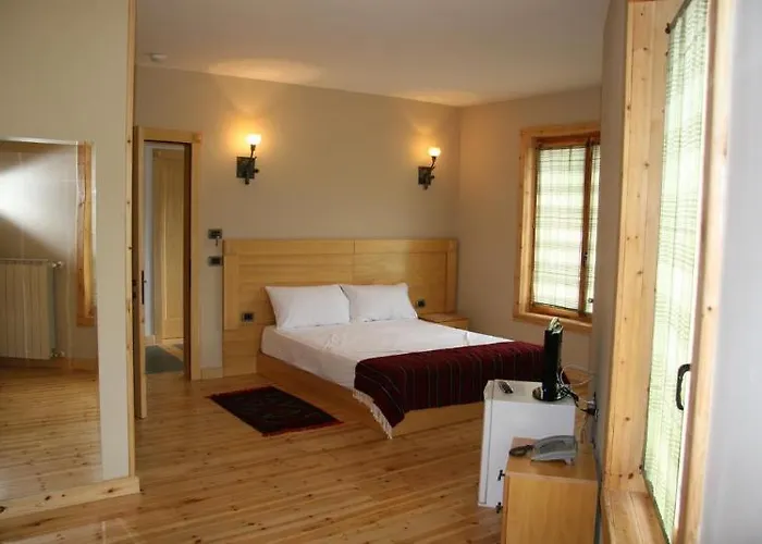 Natyral Razma 酒店 4*